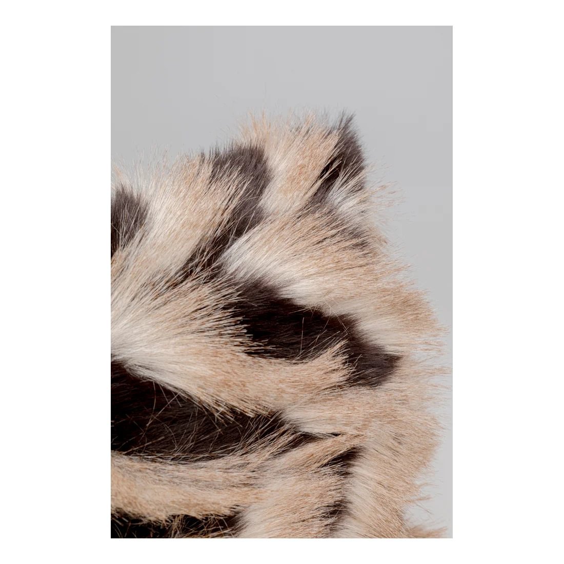 faec0a94-5a0c-4c26-aae4-4232f32a587f.jpg Kare Glammer púði brúnn/hvítur 45x45cm - Image 3